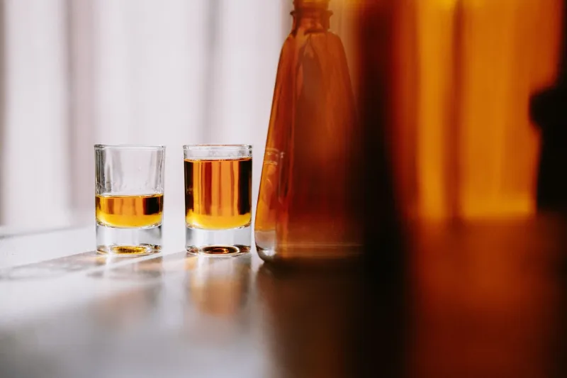 Five Bottles, One Real Education: A Whiskey Tasting Journey That Actually Builds Your Palate