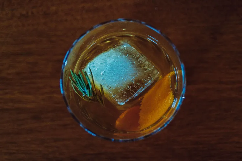 Cold, Hard Truth: How Ice Actually Makes or Breaks Every Drink You Pour